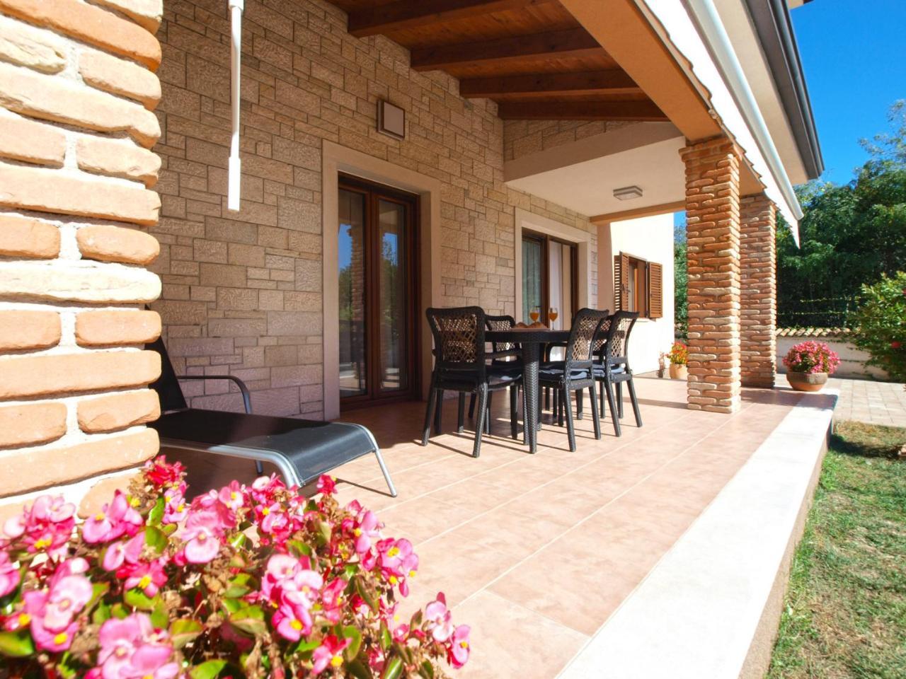 House Brigita 1762 Βίλα Πόρετς Εξωτερικό φωτογραφία