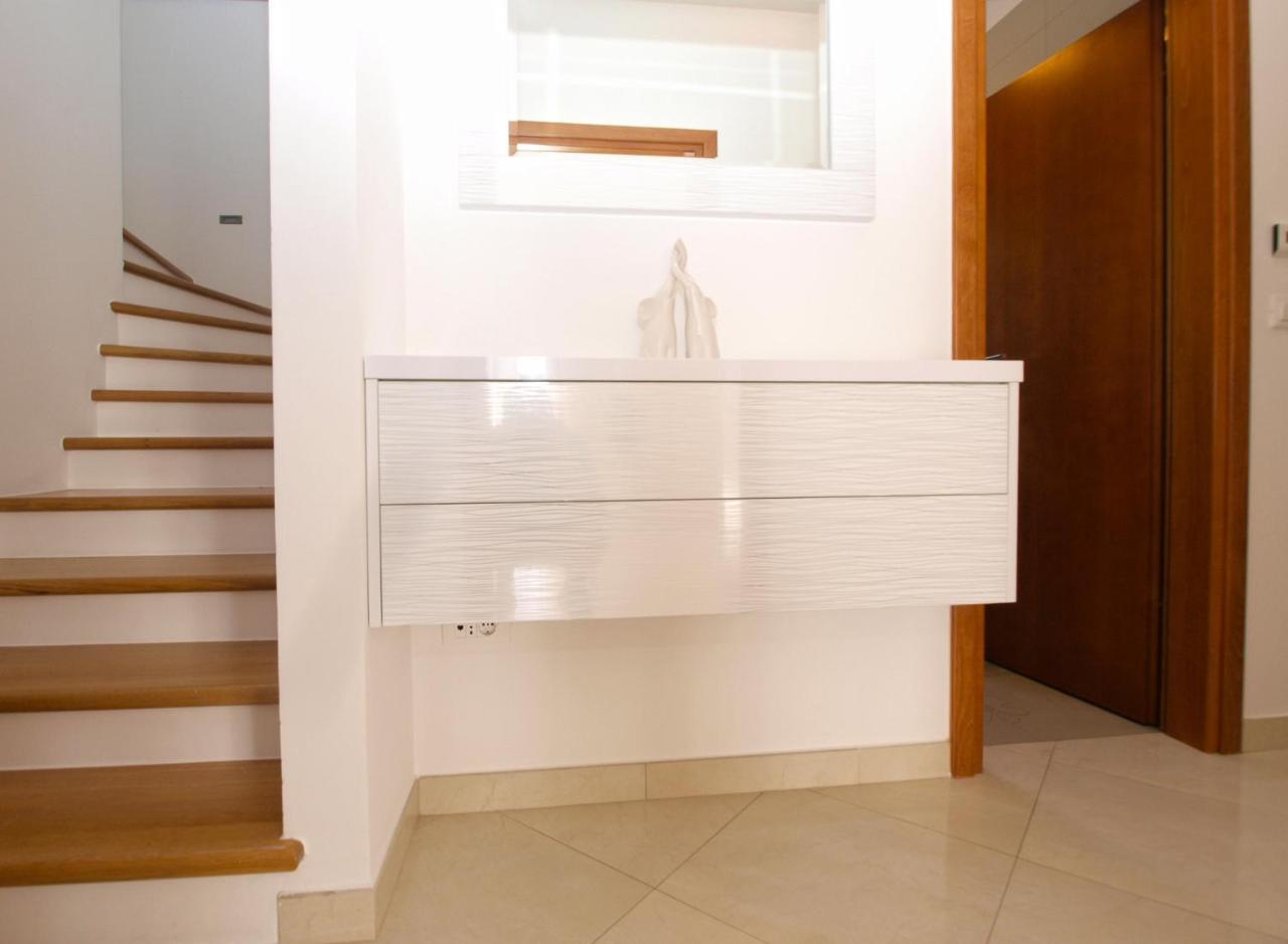 House Brigita 1762 Βίλα Πόρετς Εξωτερικό φωτογραφία