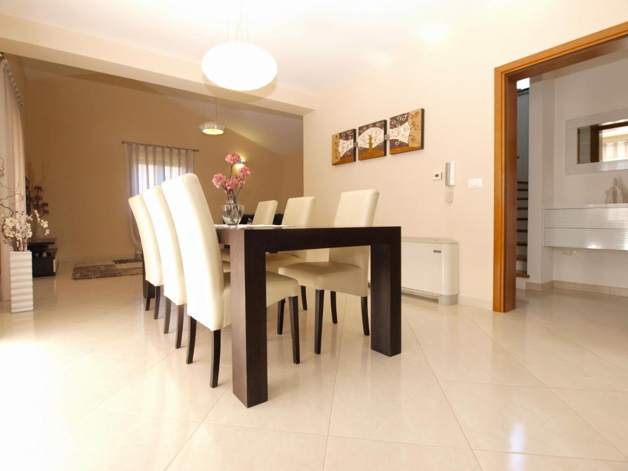 House Brigita 1762 Βίλα Πόρετς Εξωτερικό φωτογραφία